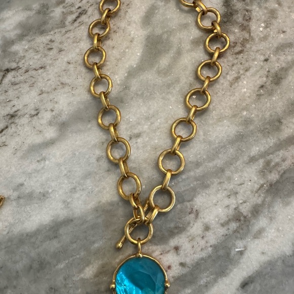 Julie Vos Savoy Set-Necklace, Bracelet, Earrings - Picture 3 of 10